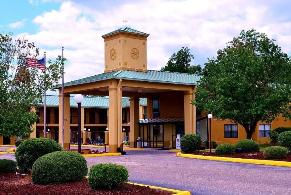 Discover Comfort at Executive Inn Opp, AL